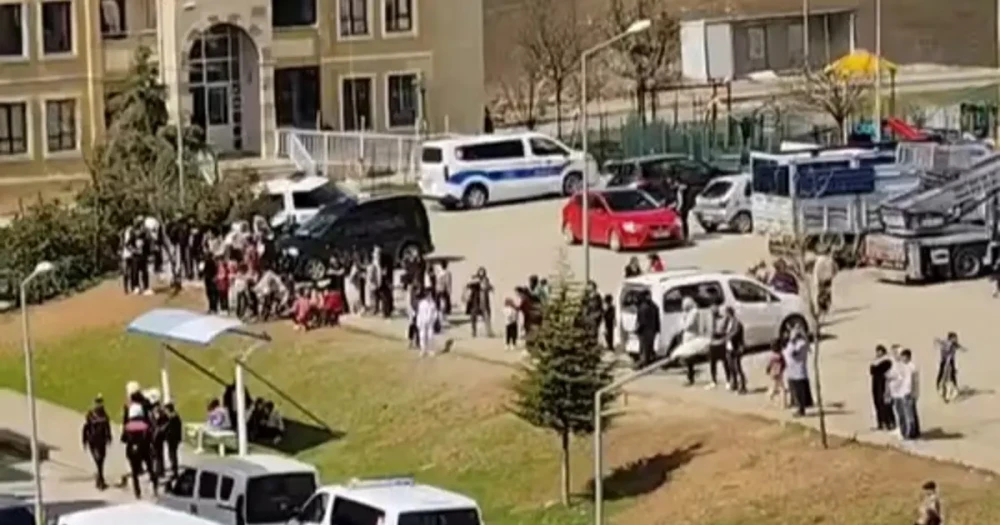 Siirt'te Site Aidatı Tartışması Kanlı Bitti: 4 Yaralı