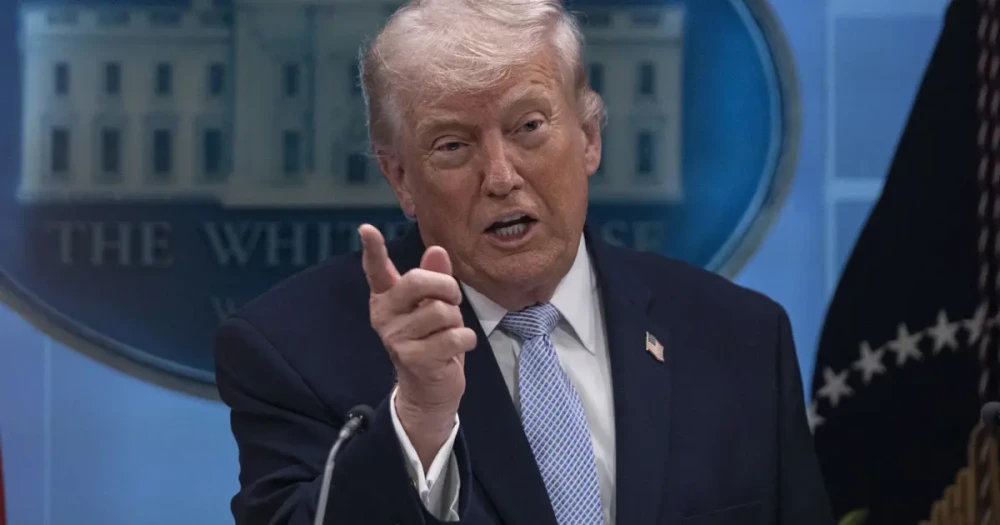 İngiliz Basını: Trump Anlamadığı Bir Düşmanla Savaşta