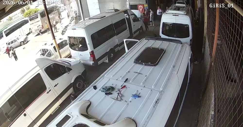 Sanayide Kontrolden Çıkan Araç 7 Aracı Pert Etti