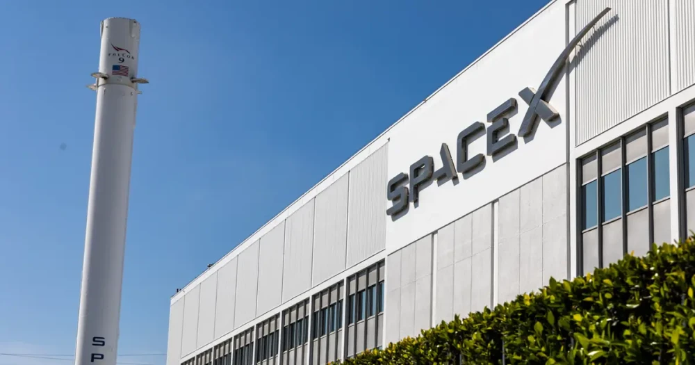 SpaceX, Elon Musk'un liderliğindeki şirketınde tarihinin en büyük halka arzında hazır
