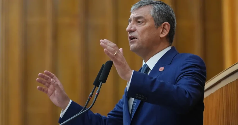 Özgür Özel, CHP'nin Yeni Parti ve Kılıçdaroğlu ile Meclis Mutsamahları