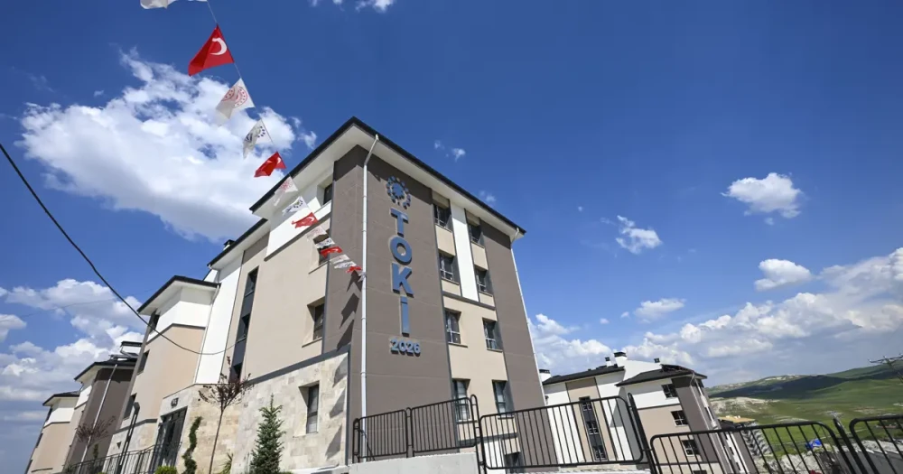 TOKİ, 64 ilde kurasız 20 bin konut satışı gerçekleştirdi