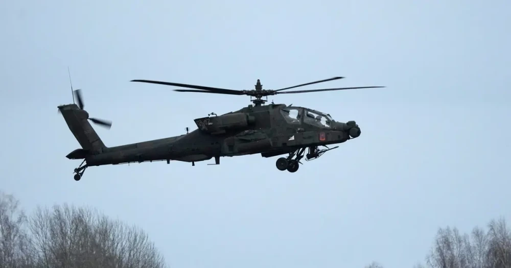 ABD'nin İlk Apache Helikopter Kaybı: Hürmüz Boğazı'nda Düşüş ve Kurtarma Operasyonu