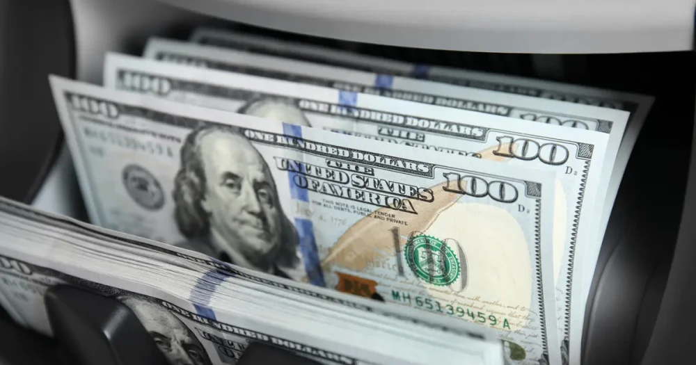 Dolar, Ortadoğu gerilimleri ve enflasyon endişeleriyle karşı karıya
