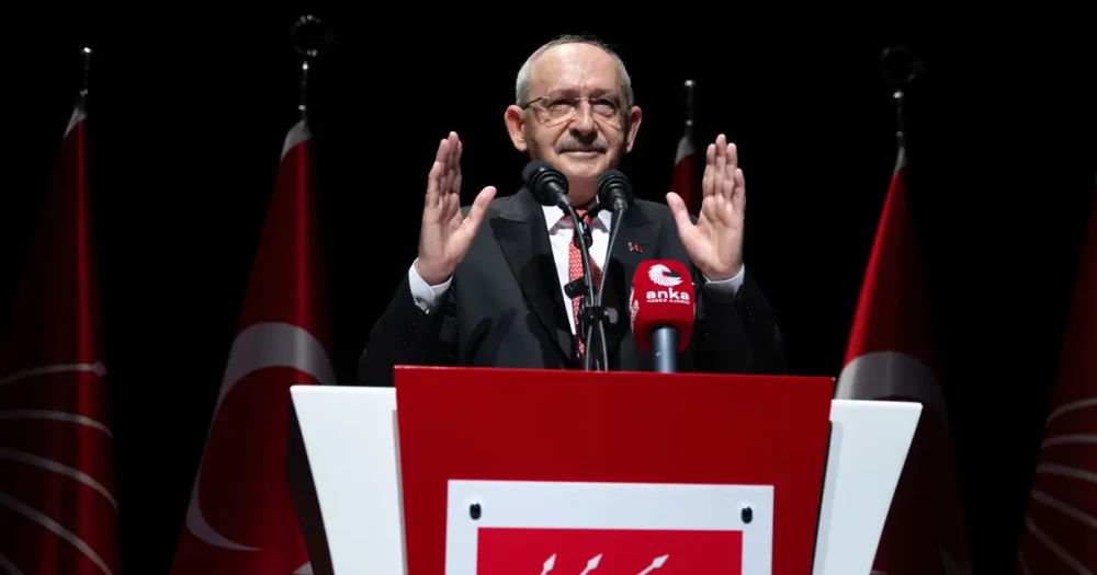CHP’de Gündem: Saat 13.00’te İhraç Kararları ve Kurultay