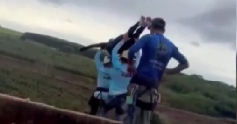 Brezilya'da Bungee Jumping Faciası: Halatı Bağlamayı Unutan Katılımcılar 40 Metreden Düştü
