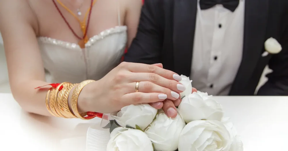 Düğün Sektöründe Yeni Trend: Tiyatral Nikah Memurları ve Yüksek Ücretler
