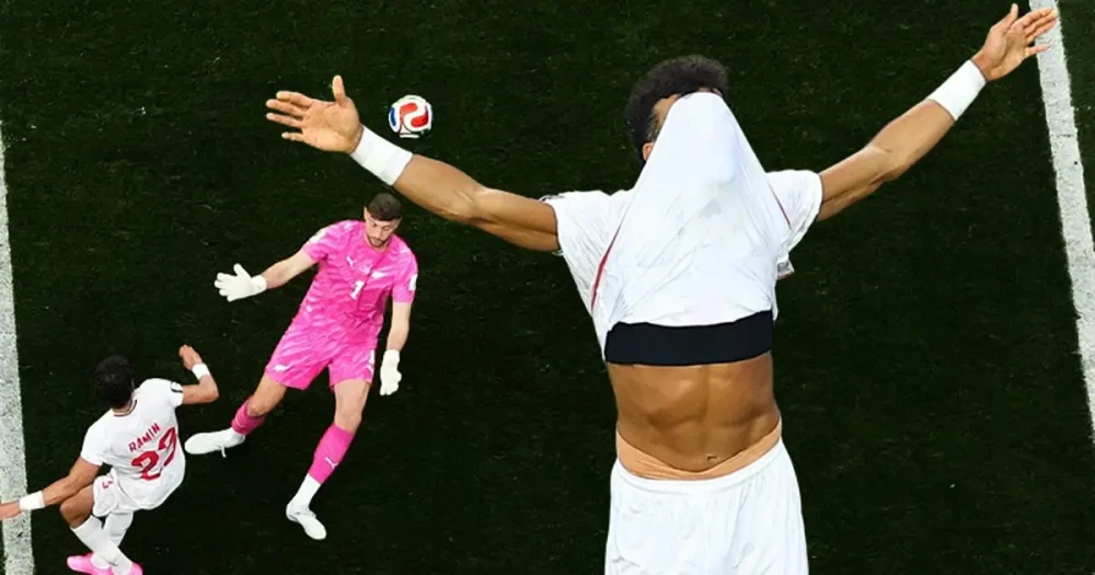 Dünya, ABD’de Gol Atan İranlı Futbolcunun Sevinçini Konuşuyor: “Sizi İlgilendirmez”