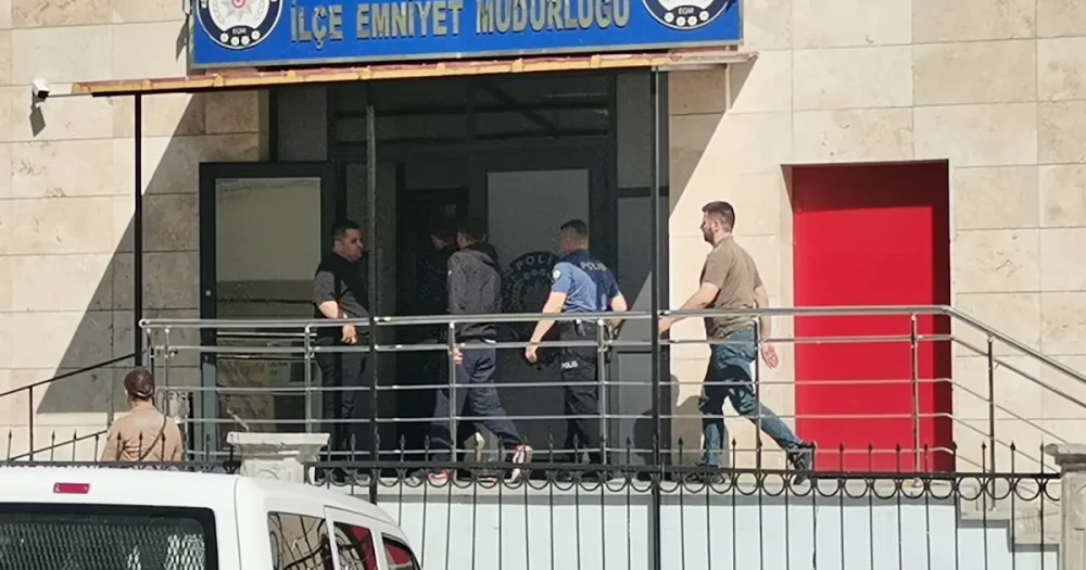 Gediz'de 14 Yaşındaki Çocuğa Cinsel İstismar: 6 Şüpheli Tutuklandı