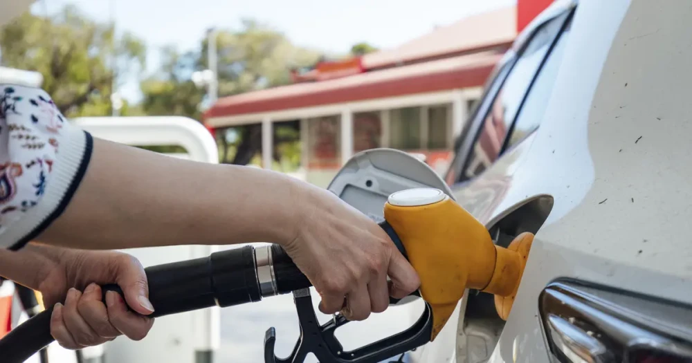 Benzine İndirim Geliyor