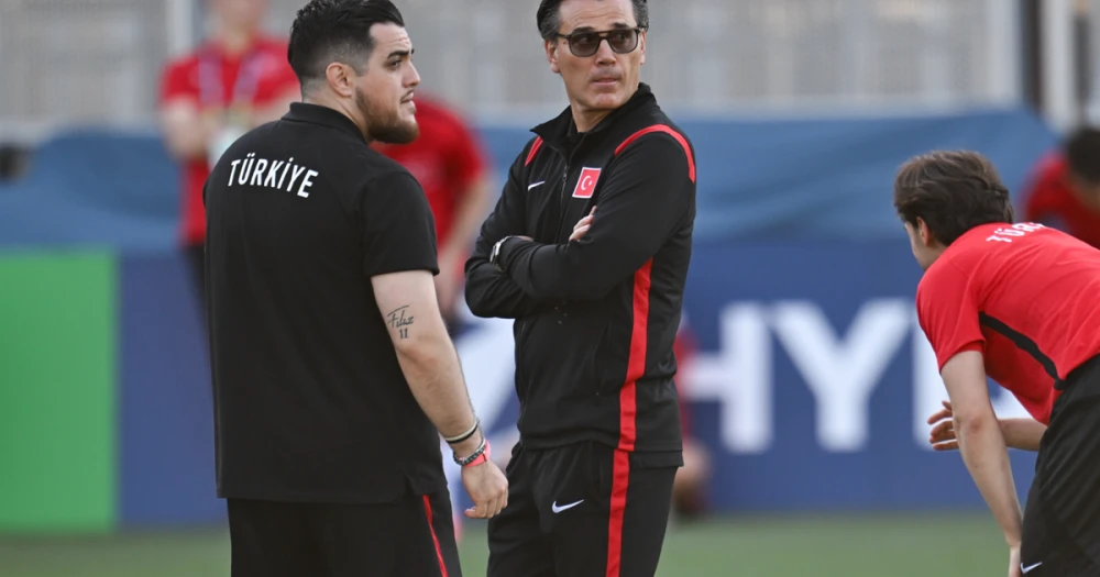 Montella: Büyük Bir Hayalimiz Var. Futbolcular Robot Değil