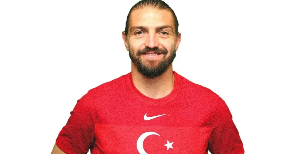 Caner Erkin Futbolculuk Kariyerini Sonlandırdı