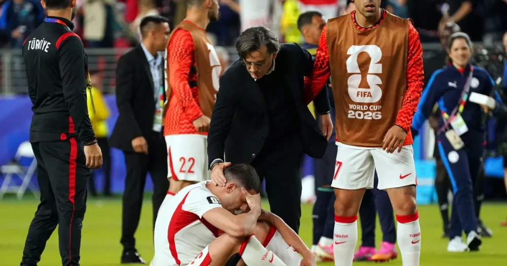 "Montella takımı topladı" diyen milli yıldız maç sonu yapılan konuşmayı anlattı