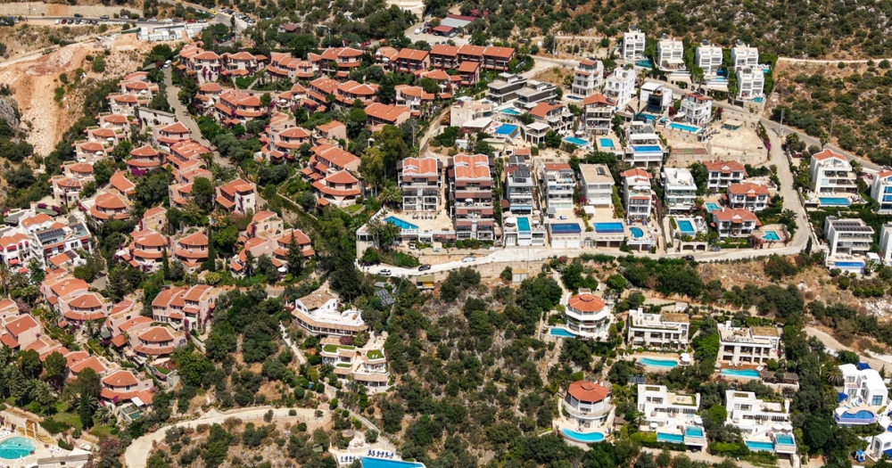Yeni neslin tatil gözdesi. Villa tatilinin bedeli 50 bin ile 500 bin lira arasında