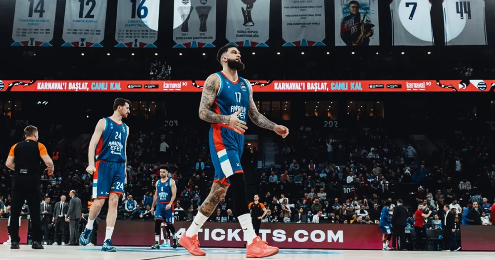 Anadolu Efes'te ayrılık açıklandı