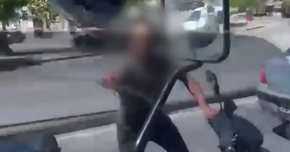 Tartıştığı Sürücüye Kaskını Fırlatan Motosikletliye 405 Bin TL Ceza Kesildi