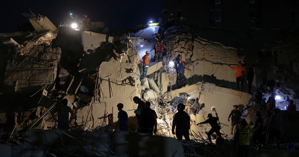 Venezuela'da ikiz deprem felaketi: 40 saniye arayla 7,2 ve 7,5 büyüklüğündeki depremler