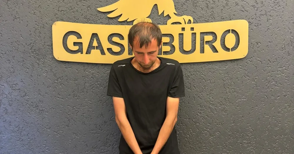 Sincan'da Kadın Aracına Zorla Binen Şüpheli, Bıçakla Tehdit Edip Yağma Yaptı