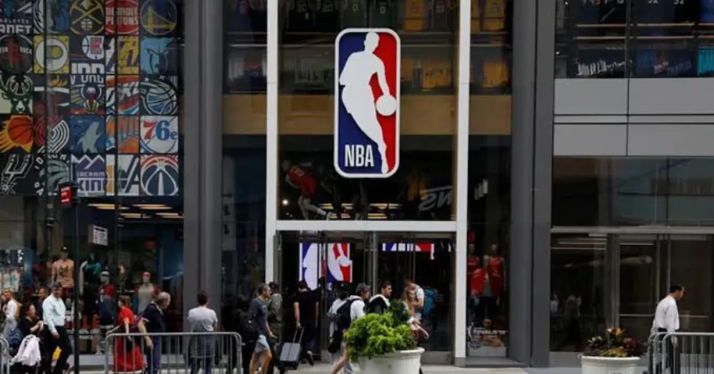 NBA Avrupa’da Yeni Lig İçin 12 Şehirde Teklif Topluyor