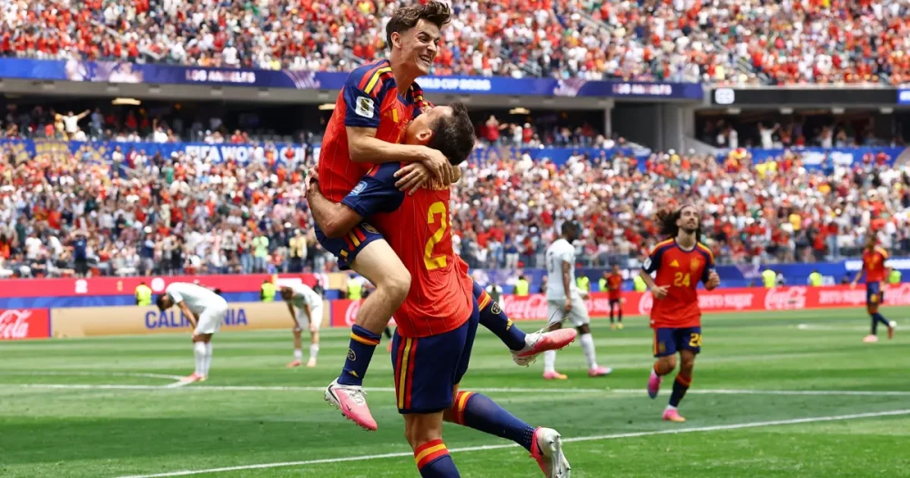 İspanya, Avusturya'yı 3-0 Yendi