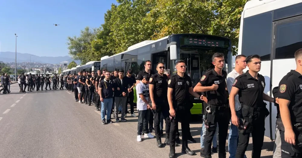 6,5 milyarlık dev operasyonda onlarca gözaltı