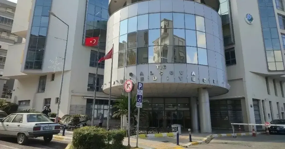 Balçova Belediye Başkanı Onur Yiğit Görevden Uzaklaştırıldı