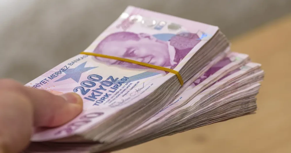 Emekli, Memur, Sözleşmeli Personel ve Askerlik Gidecekleri İçin Yeni 6 Aylık Sağlık Sigortası Uygulamaya Başlıyor
