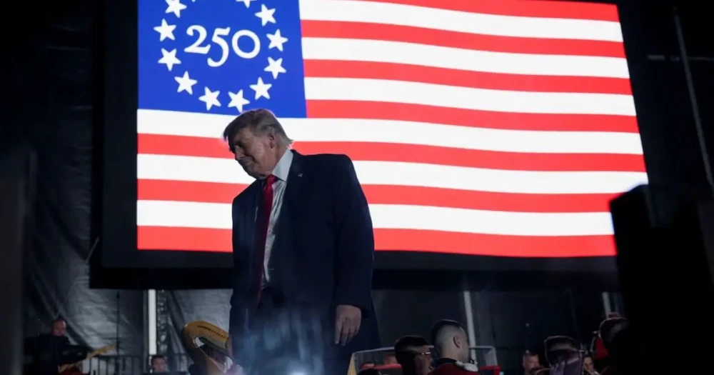 Trump: Komünist Tehlike Canlandı