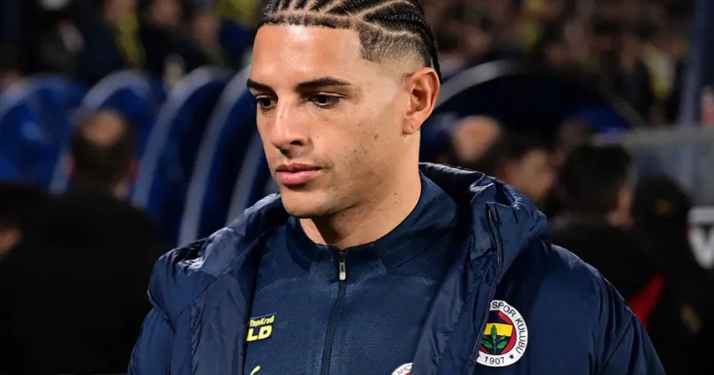 Fenerbahçe, Diego Carlos'ın Avusturya Kampına Katılacağını Bildirdi