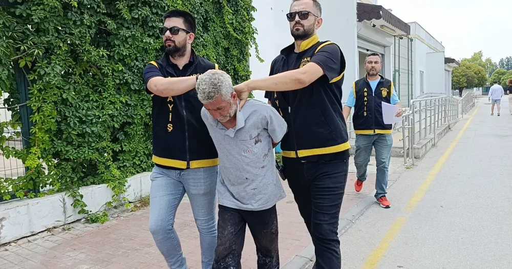 Altın Sanıp İmitasyon Takıları Çalan Zanlı Tutuklandı