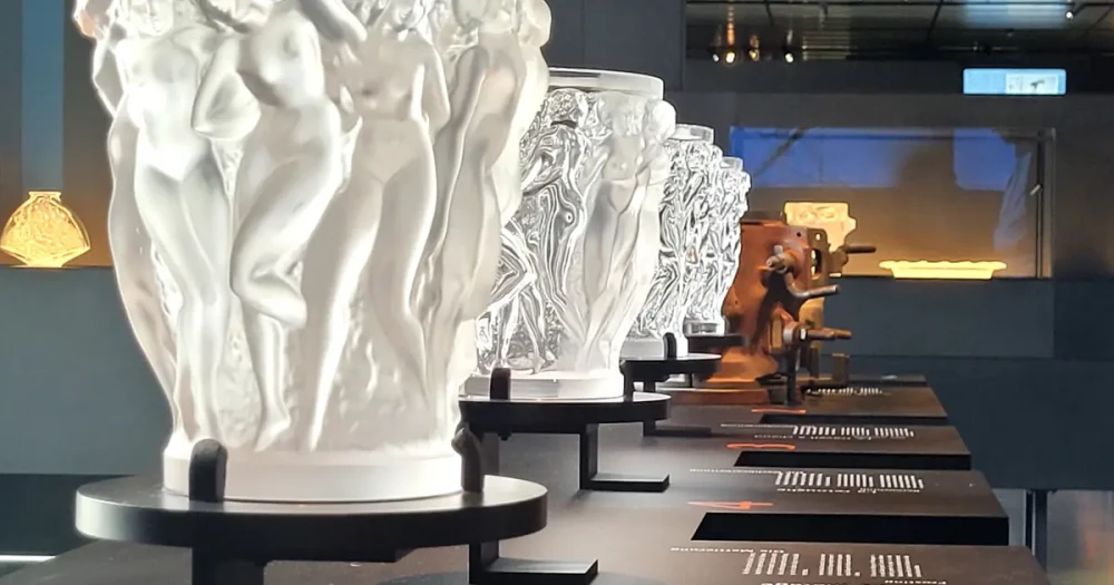 Louvre’dan sonra Lalique. Fransa’da bir müzede daha mücevher soygunu gerçekleşti