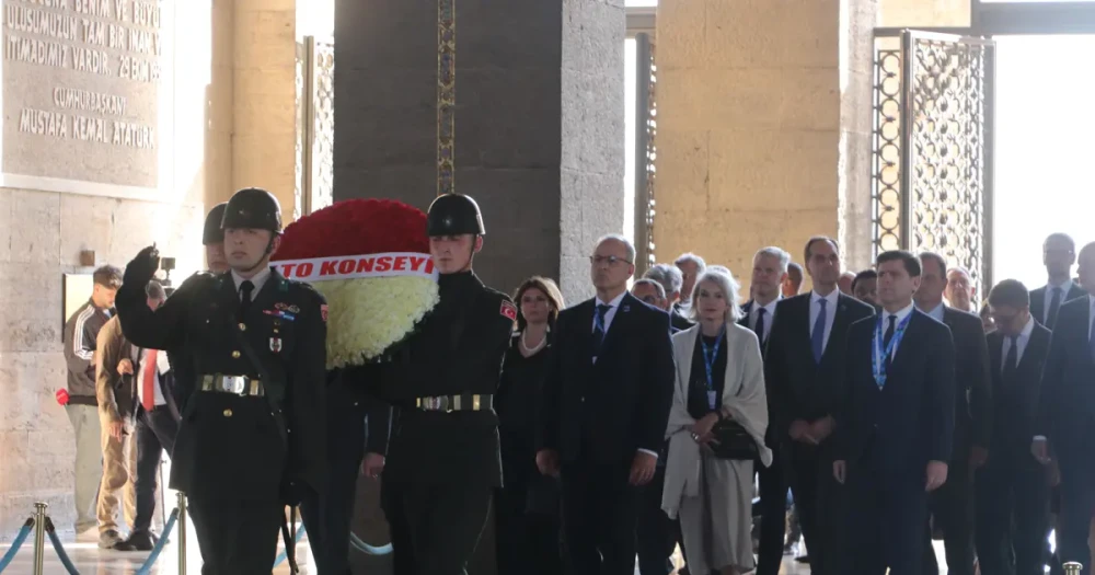 NATO heyeti Anıtkabir'e ziyaret etti
