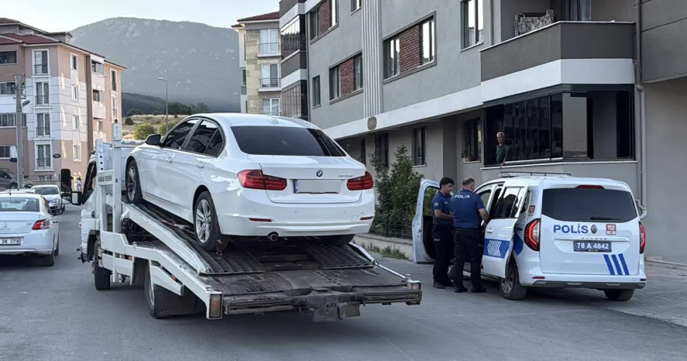 Karaçıkta 'Dur' Ihtarı Uymayan Sürücüsüne 492 Bin 719 Lira Ceza Uygulandı