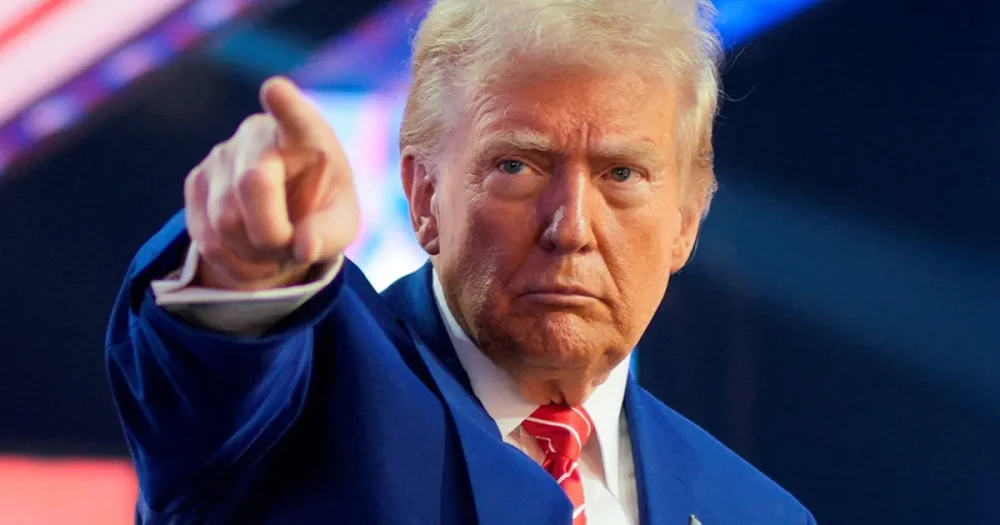 Trump İran'a Yönelik Suikast İddiaları Üzerine Ağır Ceza Uyardı: Binlerce Füze Ateşe Hazır