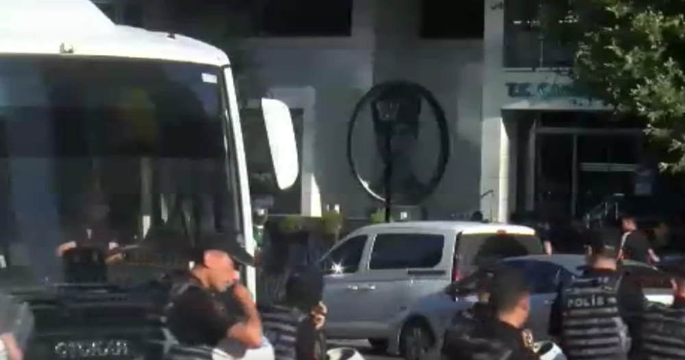 Ankara Çankaya Belediyesi'ne Polis Operasyonu: Arama ve Gözaltı Kararları Gündemde