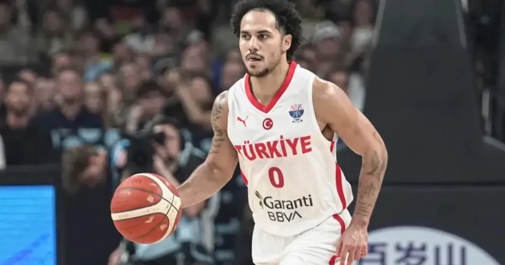 Fenerbahçe, Shane Larkin Transferini Resmen Açıkladı