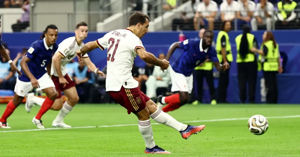 Dünya Kupası'nda İlk Finalist İspanya