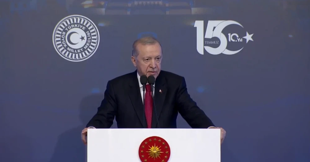 Cumhurbaşkanı Erdoğan: FETÖ Tehlikesi Devam Ediyor, Gardımızı Düşürmeyeceğiz