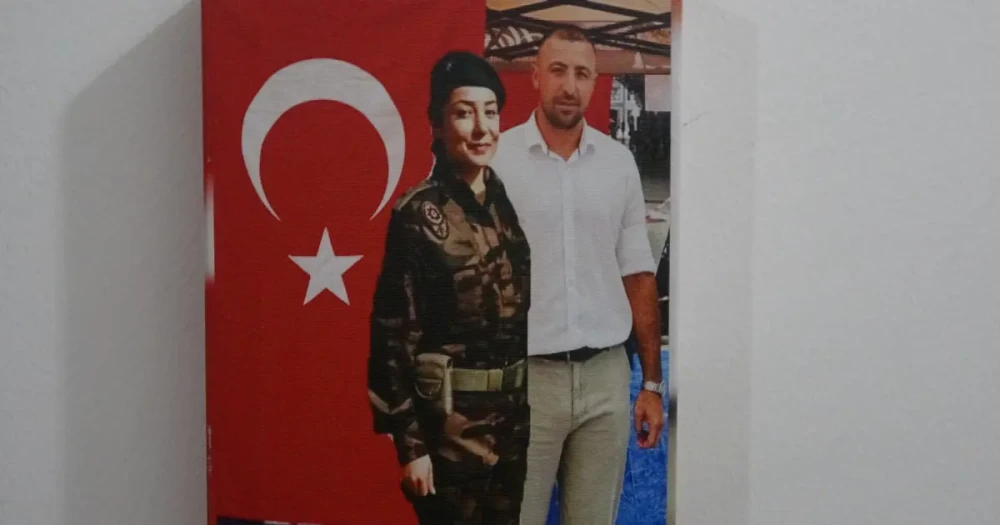 Şehit Polis Memuru Gülşah Güler'in Yeğeni 10 Yaşında Mesleği Seçti