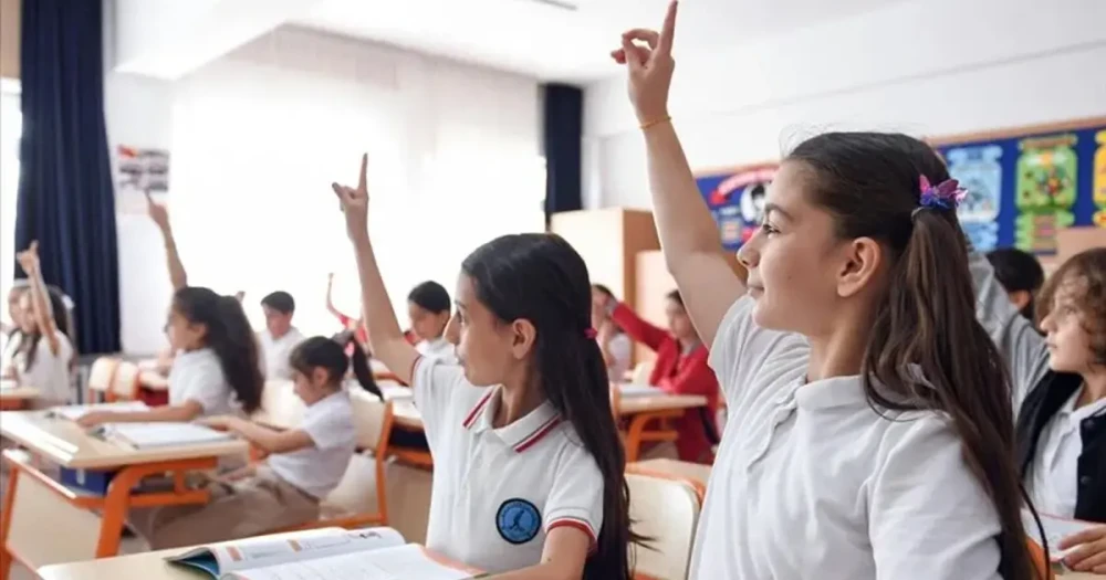 Özel Okulların Özmal Araçlarla Ücretli Servis Yapması Yasaklandı: Danıştay'tan Emsal Karar