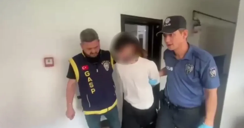 Ankara'da "Ağa" lakaplı şüpheliye operasyon: Evinde senet ve dokümanlar ele geçirildi