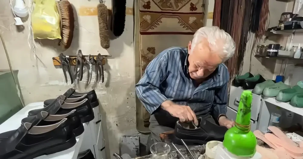 9 Yaşında Çırak Oldu, 63 Yıldır Aynı İşi Tutkuyla Yapıyor